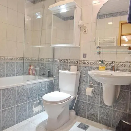 Apartment Golden Delight *