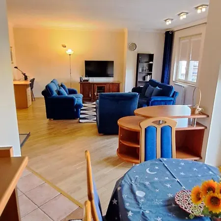 Golden Delight Apartment